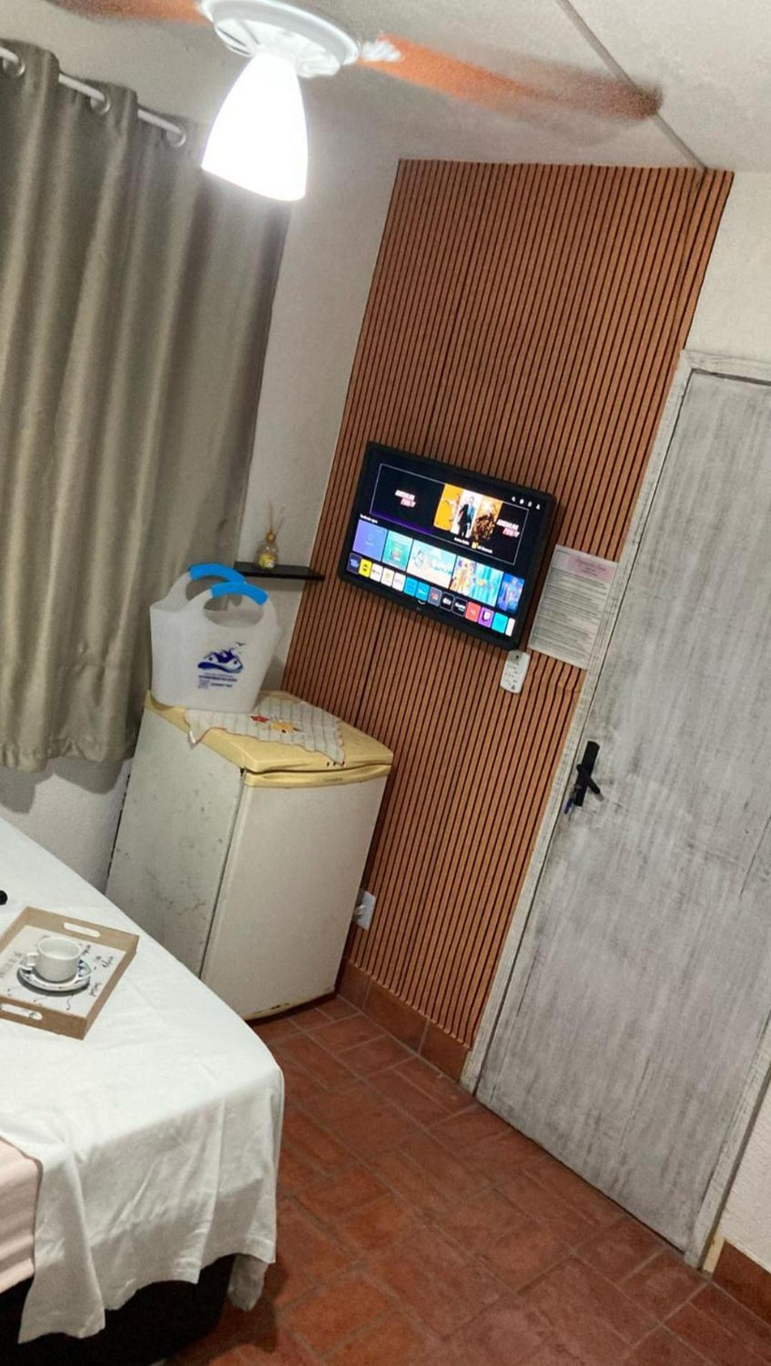 Quarto Com Ar A 500M Da Praia Espaco Aconchego Do Gugu Arraial do Cabo Room photo